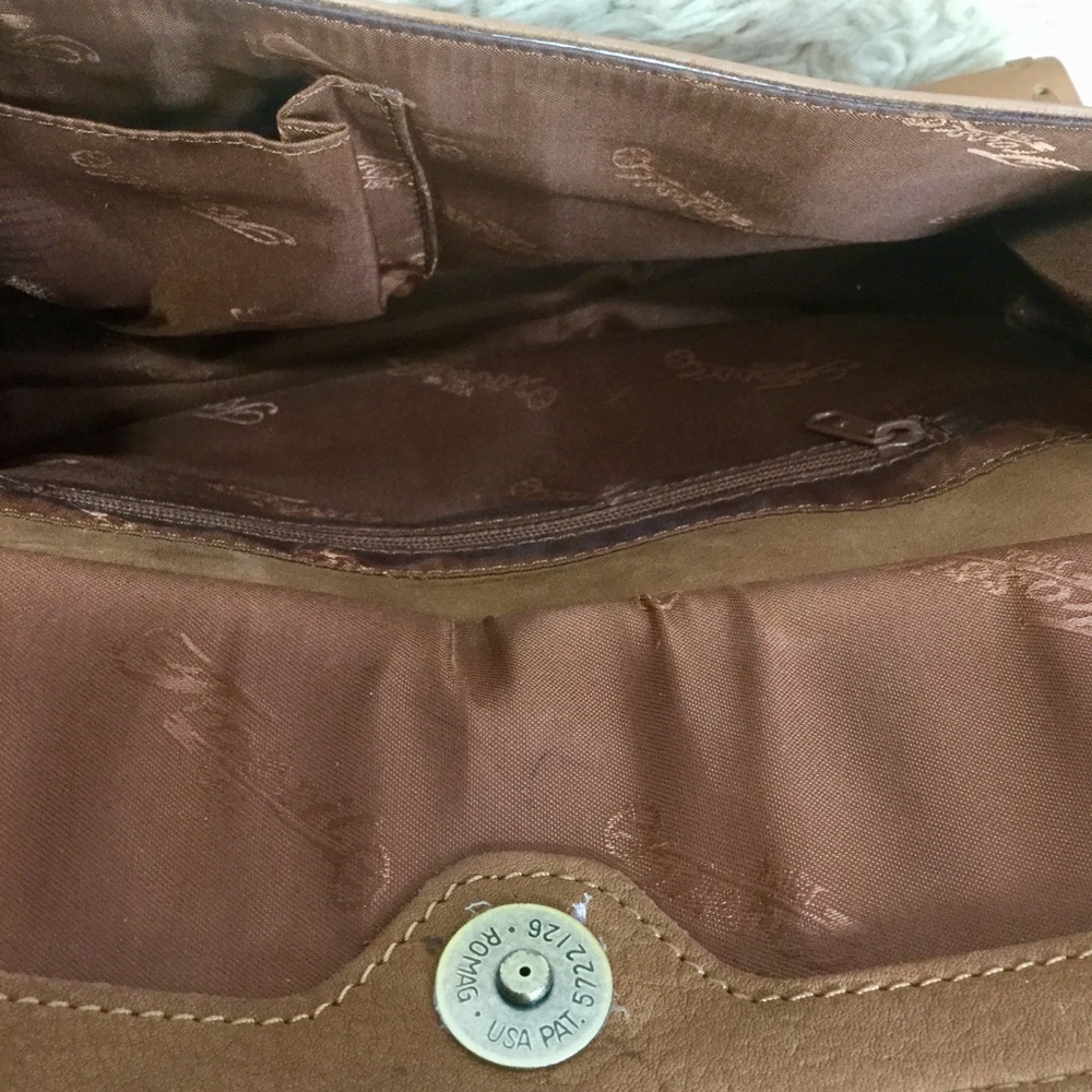 Fossil leather Embossed Purse With Fringe - Picture 6 of 7